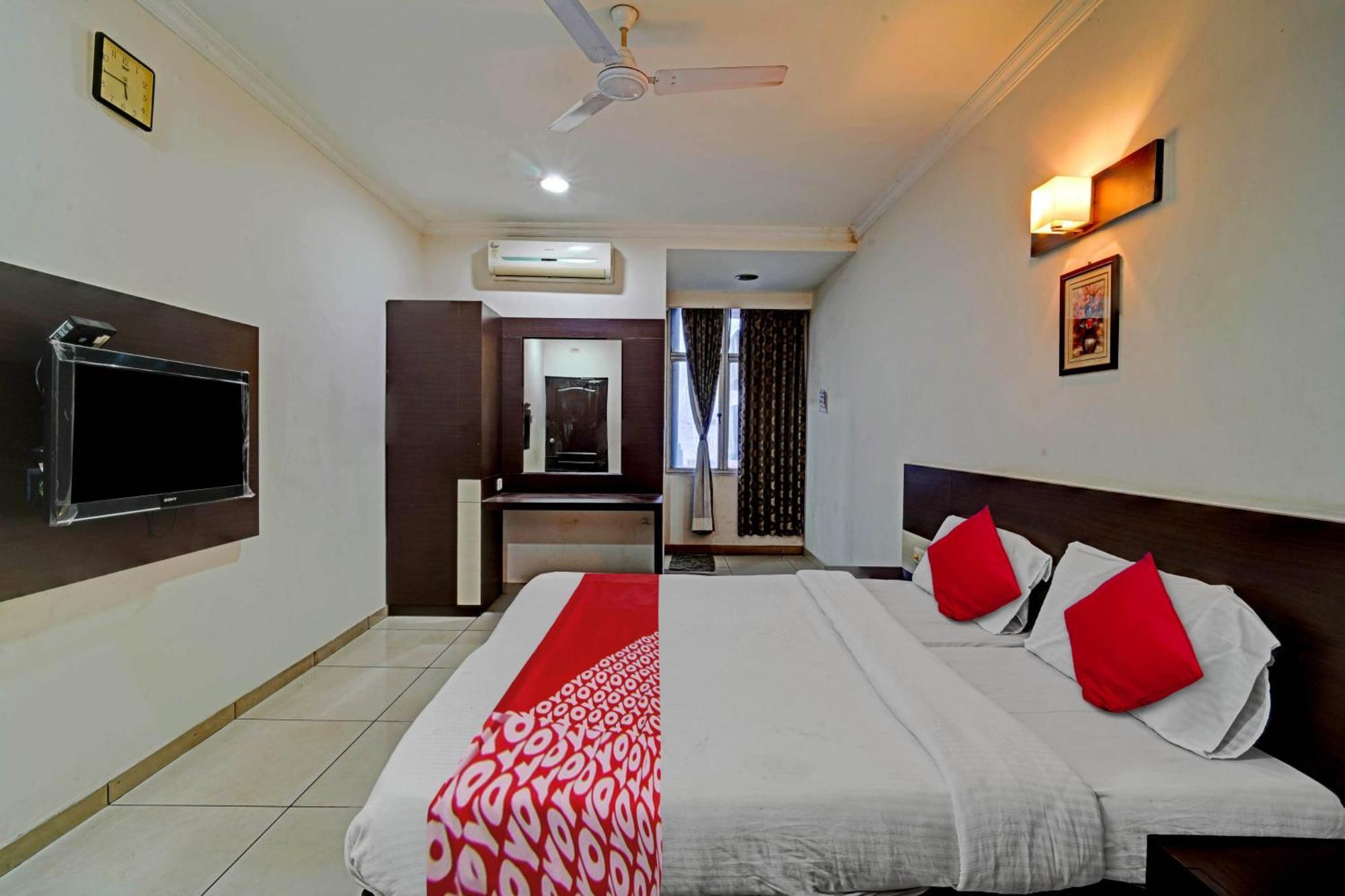 Hotel O Jk Inn Tiruppur Exterior foto